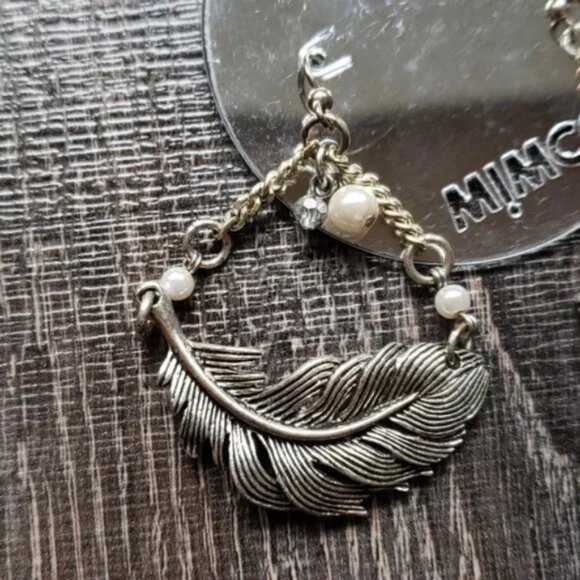 🎉 MIMCO "Faraway Feather" Earrings 🎉 - Picture 2 of 3